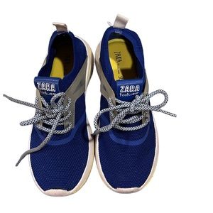 Zara Boys Sneakers - preloved